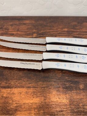 Vtg Ekco Vanadium Dutch Tulip Knife Set Of 4 White Stainless USA Rare